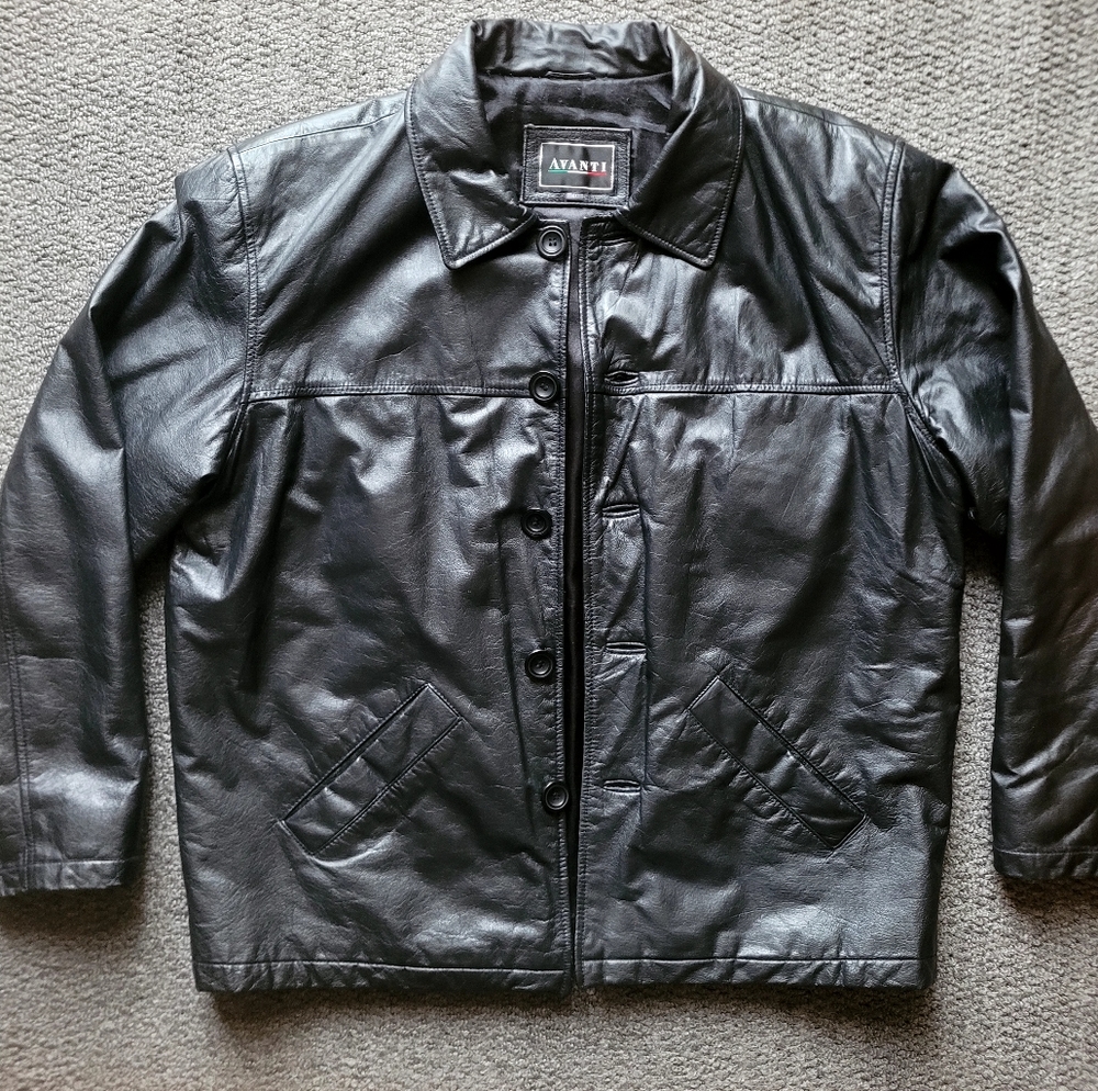 Vintage Avanti men's leather jacket size 40 ( fit L-XL ) long sleeve button down